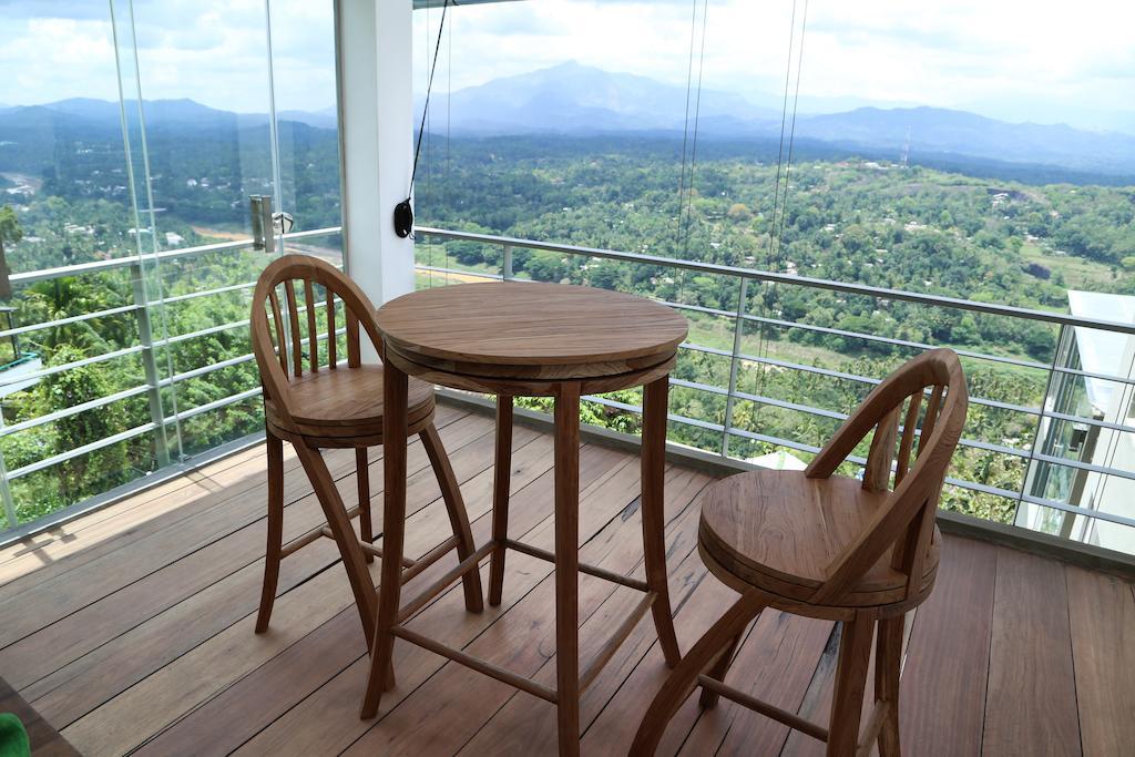 สกาย พาวิลเลียน Villa แคนดี้ ภายนอก รูปภาพ