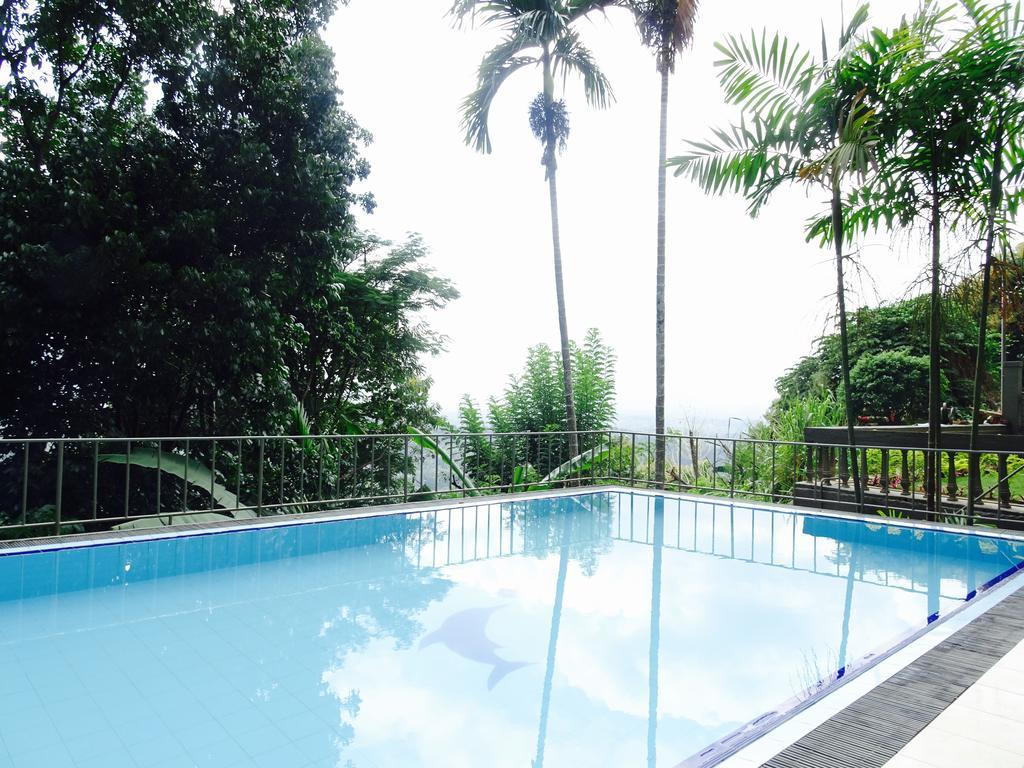 สกาย พาวิลเลียน Villa แคนดี้ ภายนอก รูปภาพ