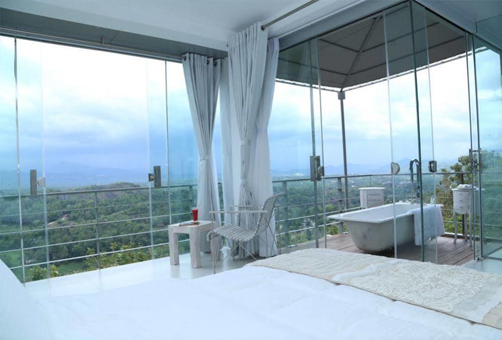สกาย พาวิลเลียน Villa แคนดี้ ภายนอก รูปภาพ